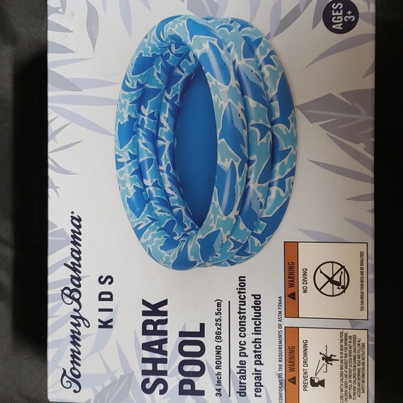Tommy Bahama Kids NWT 34-inch Round Inflatable Shark Pool - Picture 1 of 6